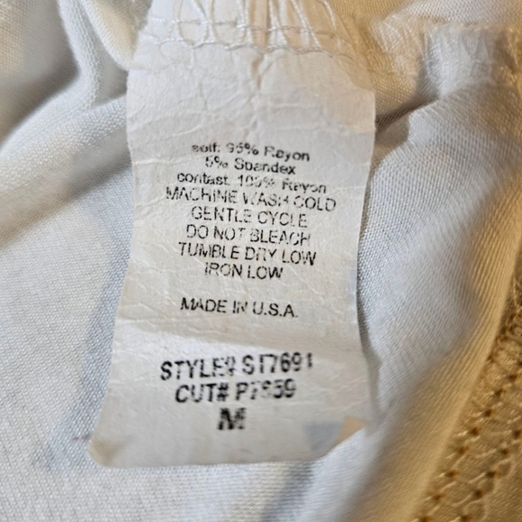 Wmns White Tank W/Tan Ruffle Sleeves Sz M-L Flowy, Super Soft, Stretch, Neutrals - Picture 8 of 8